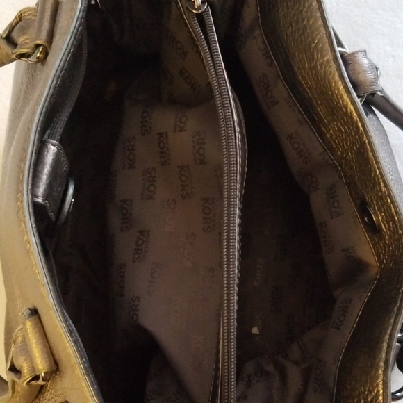 Handbag - Picture 2 of 5